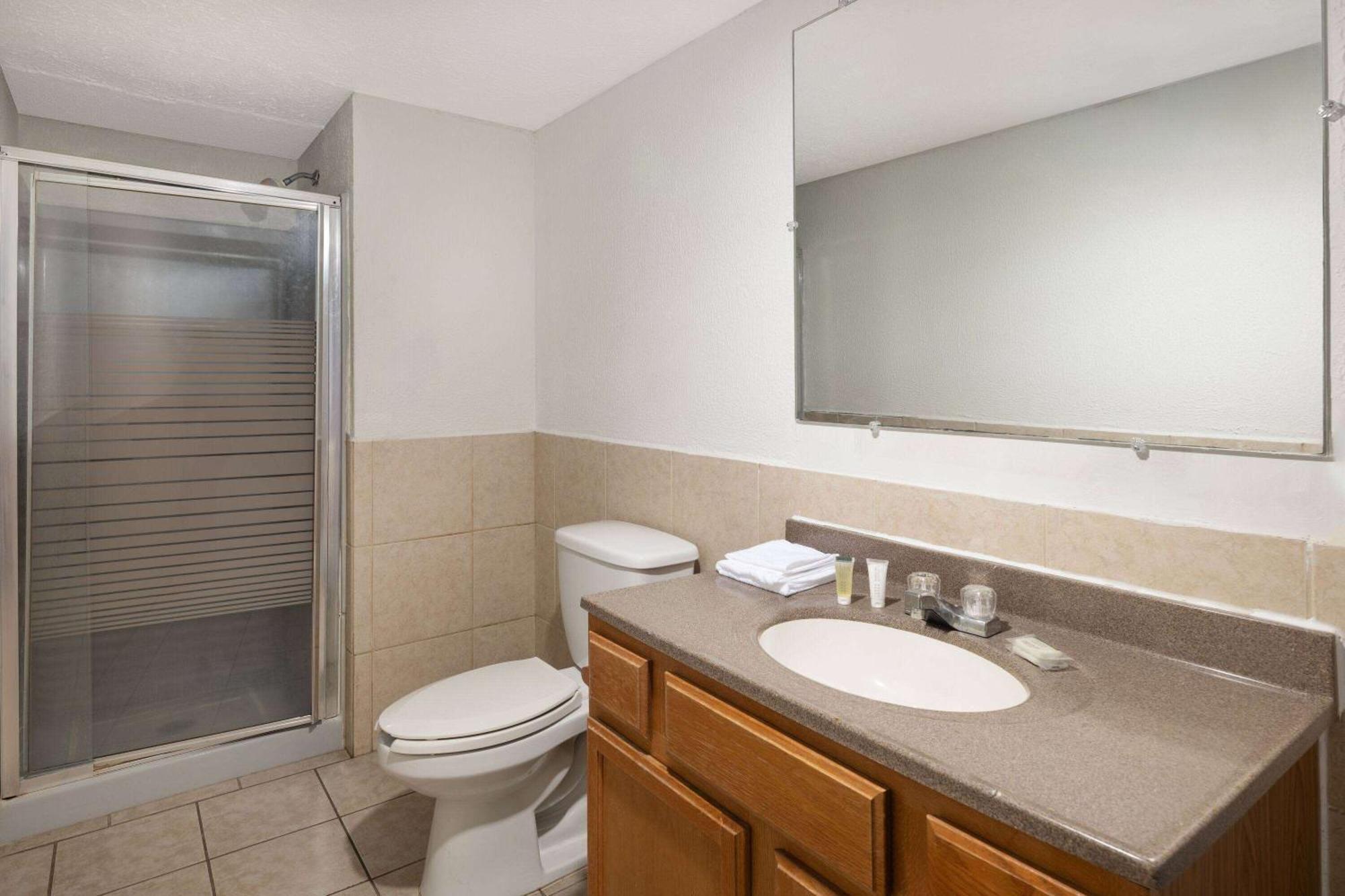 Super 8 By Wyndham Youngstown Girard Ngoại thất bức ảnh